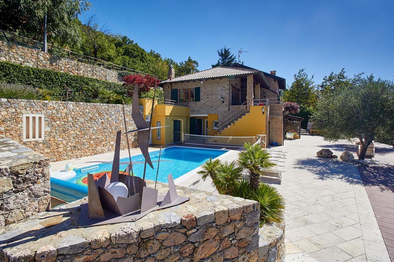 Rivierarent Villa Pina Magliolo Exterior foto